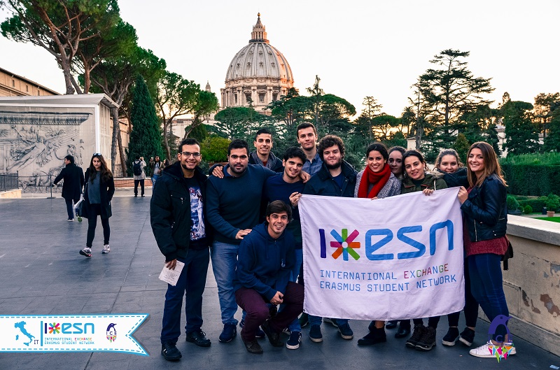 Un gruppo di ragazzi Erasmus durante l'evento 2016 organizzato da ESN Italia.